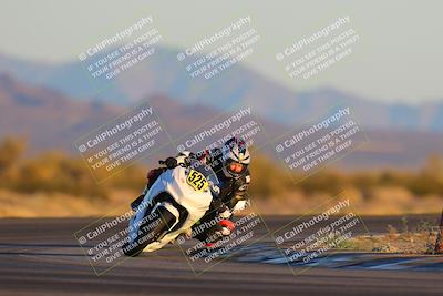 media/Jan-21-2023-CVMA (Sat) [[b9eef8ba1f]]/Race 13 500 Supersport-350 Supersport/